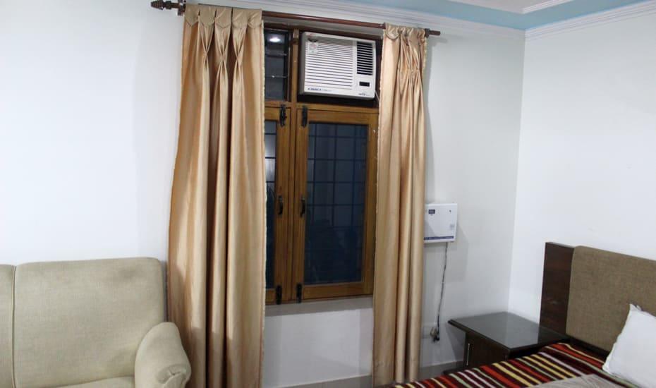 Prasanna Inn Rishīkesh 外观 照片