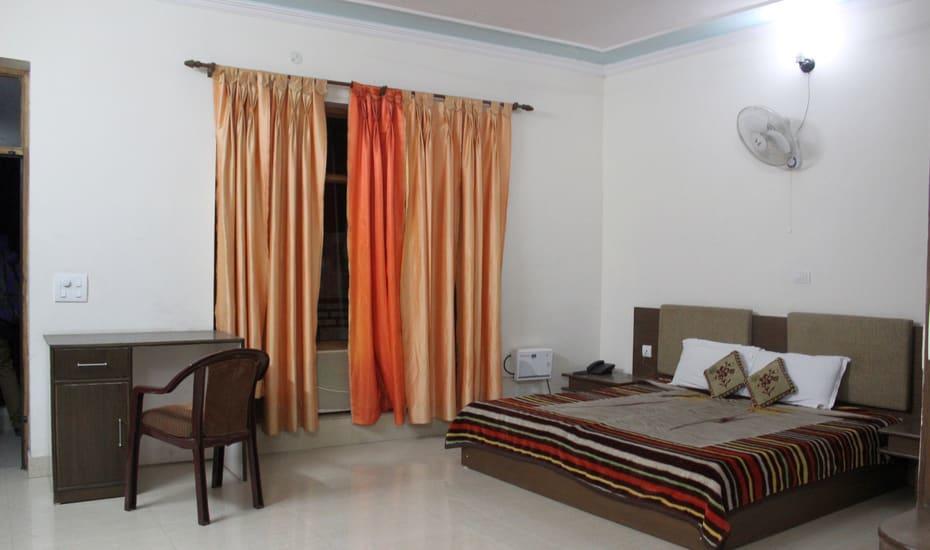 Prasanna Inn Rishīkesh 外观 照片